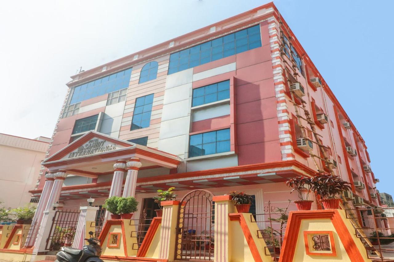 Hotel Sambit International, Near Sea Beach ปูรี ภายนอก รูปภาพ